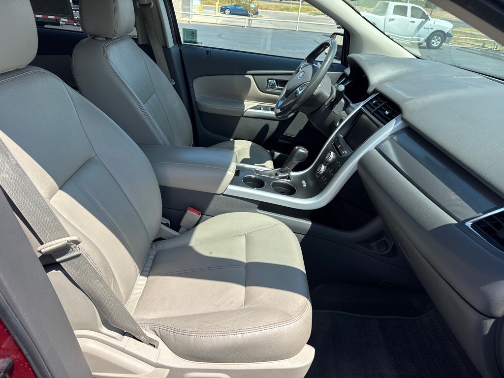 2013 Ford Edge Image 13
