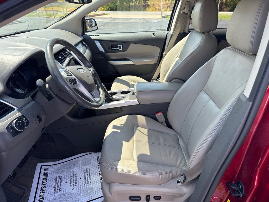 2013 Ford Edge Image 17