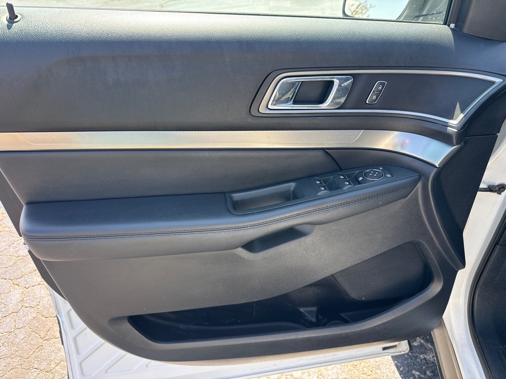 2018 Ford Explorer Image 18