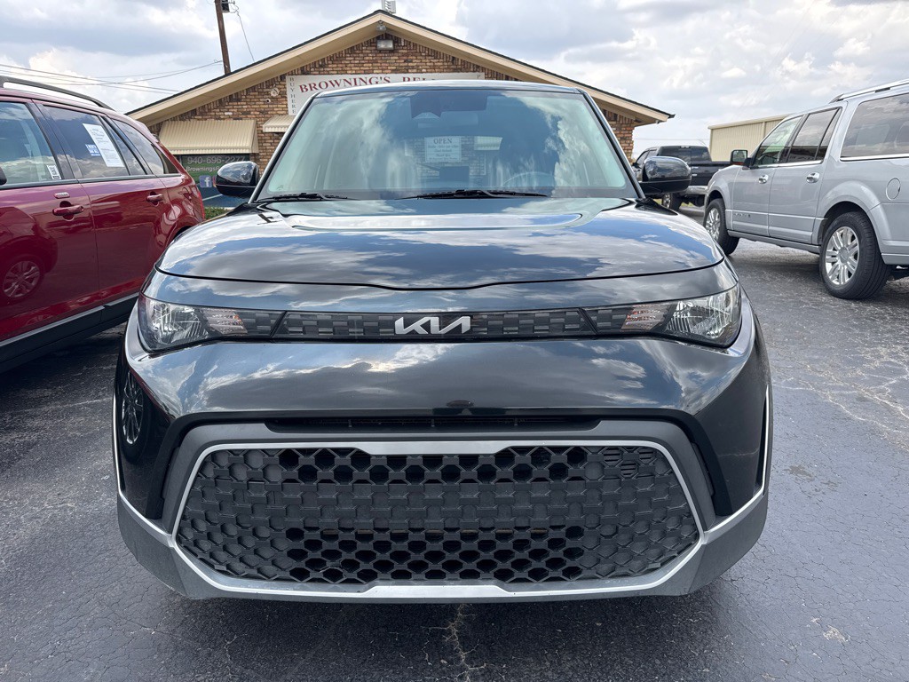 2023 Kia Soul Image 2