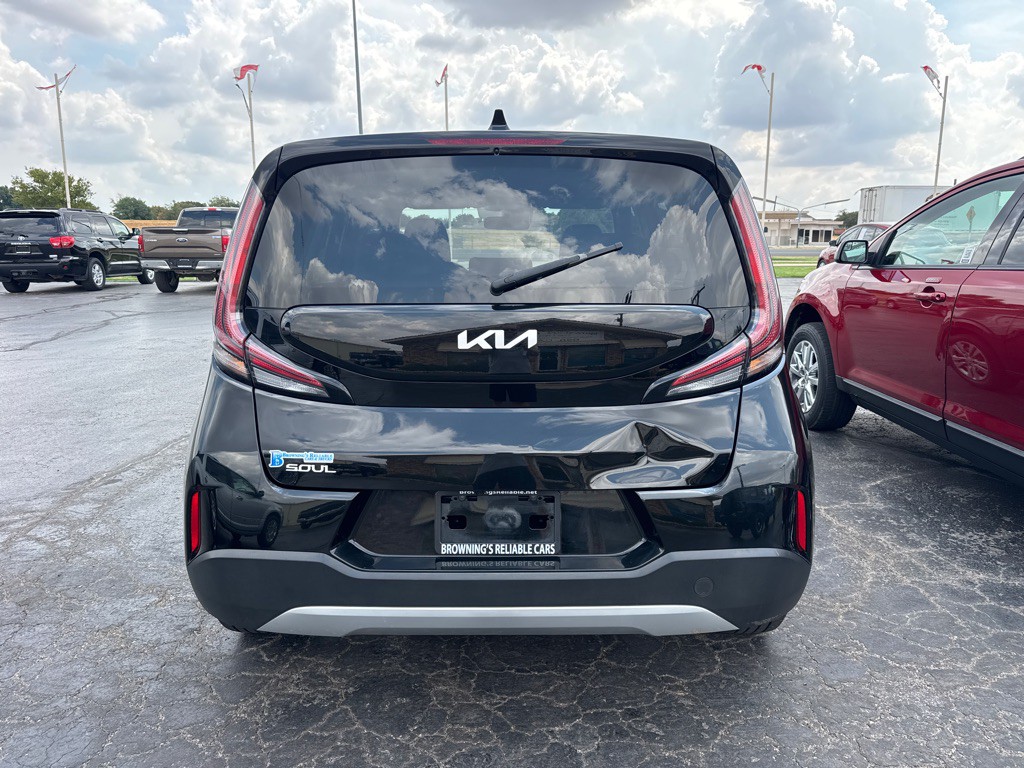2023 Kia Soul Image 5