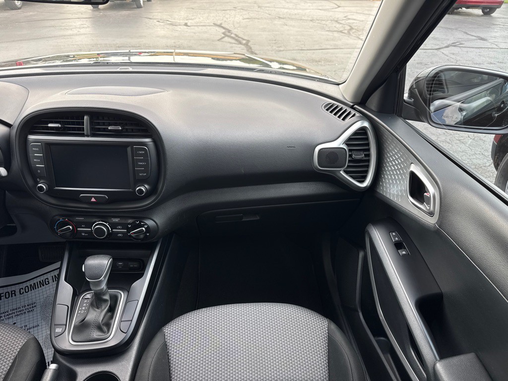 2023 Kia Soul Image 12
