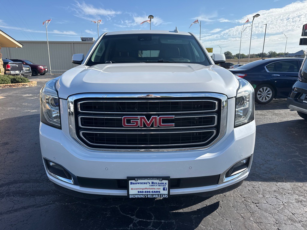 2017 GMC Yukon Image 2