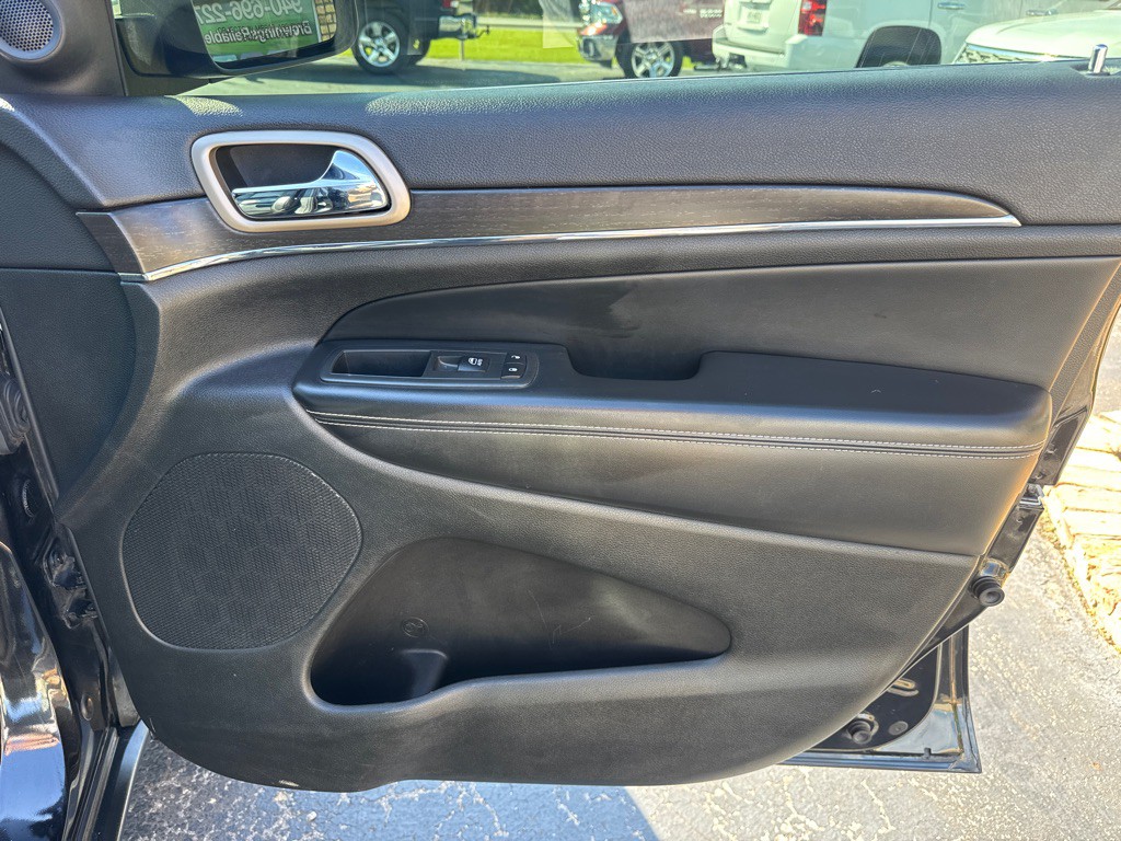 2015 Jeep Grand Cherokee Image 14