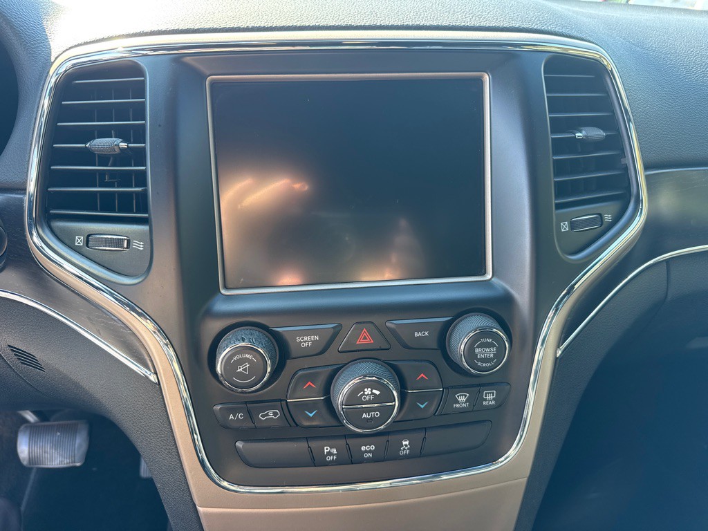 2015 Jeep Grand Cherokee Image 19