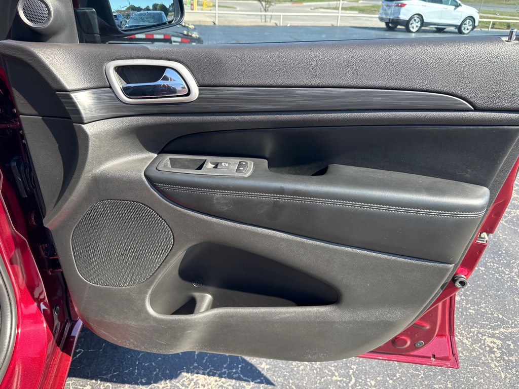 2020 Jeep Grand Cherokee Image 14