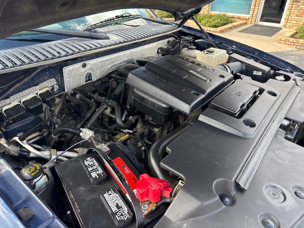 2013 Lincoln Navigator Image 24