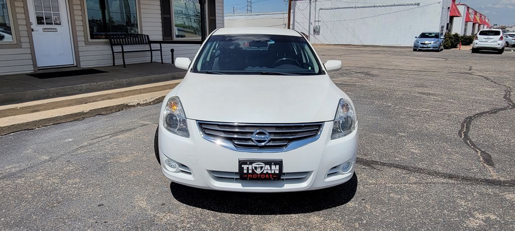 2012 Nissan Altima Image 4