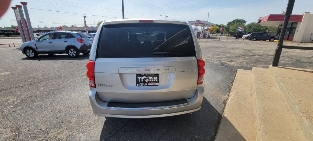 2011 Dodge Grand Caravan Image 11