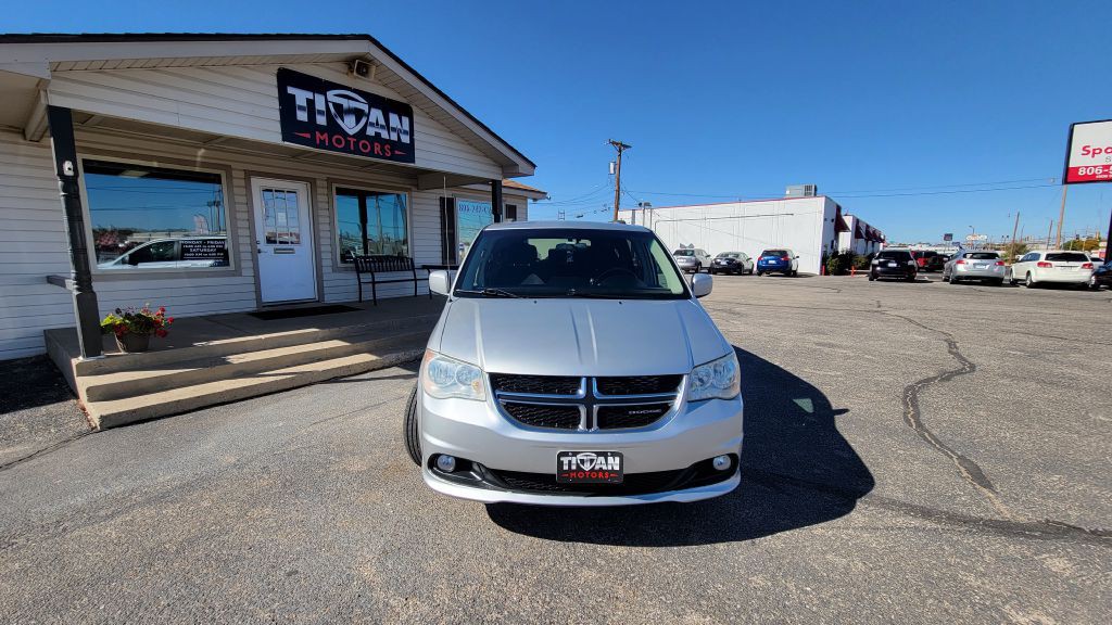 2011 Dodge Grand Caravan Image 3