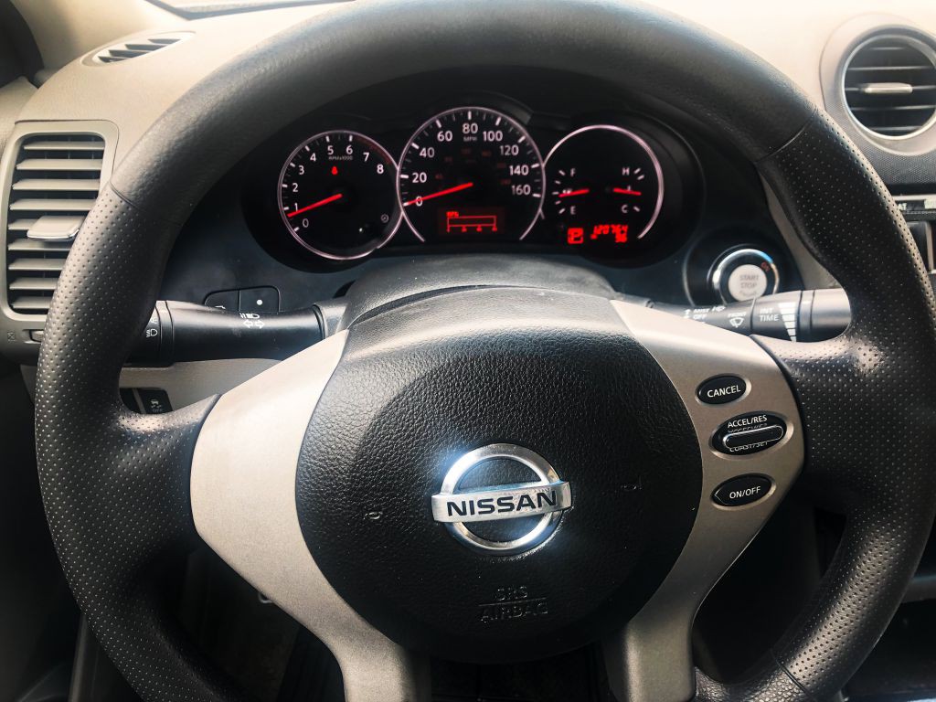 2011 Nissan Altima Image 7