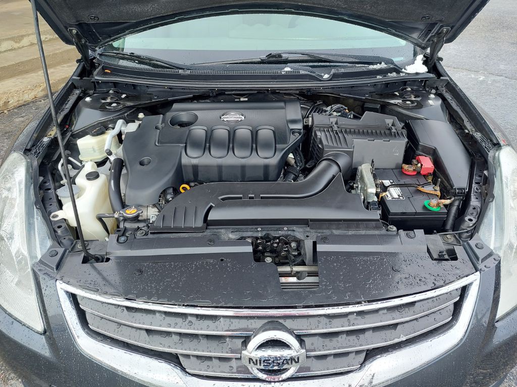 2012 Nissan Altima Image 4
