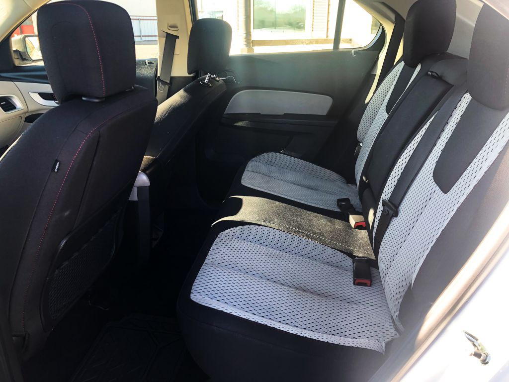 2010 Chevrolet Equinox Image 7