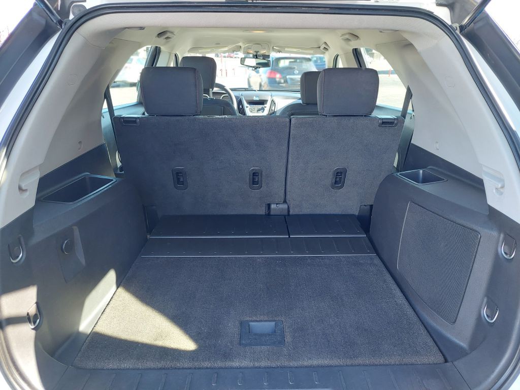 2010 Chevrolet Equinox Image 8