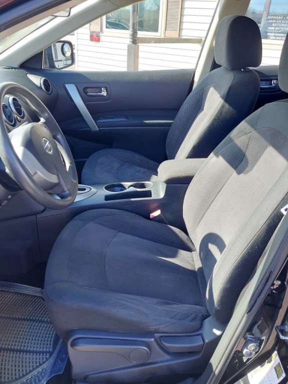2011 Nissan Rogue Image 5