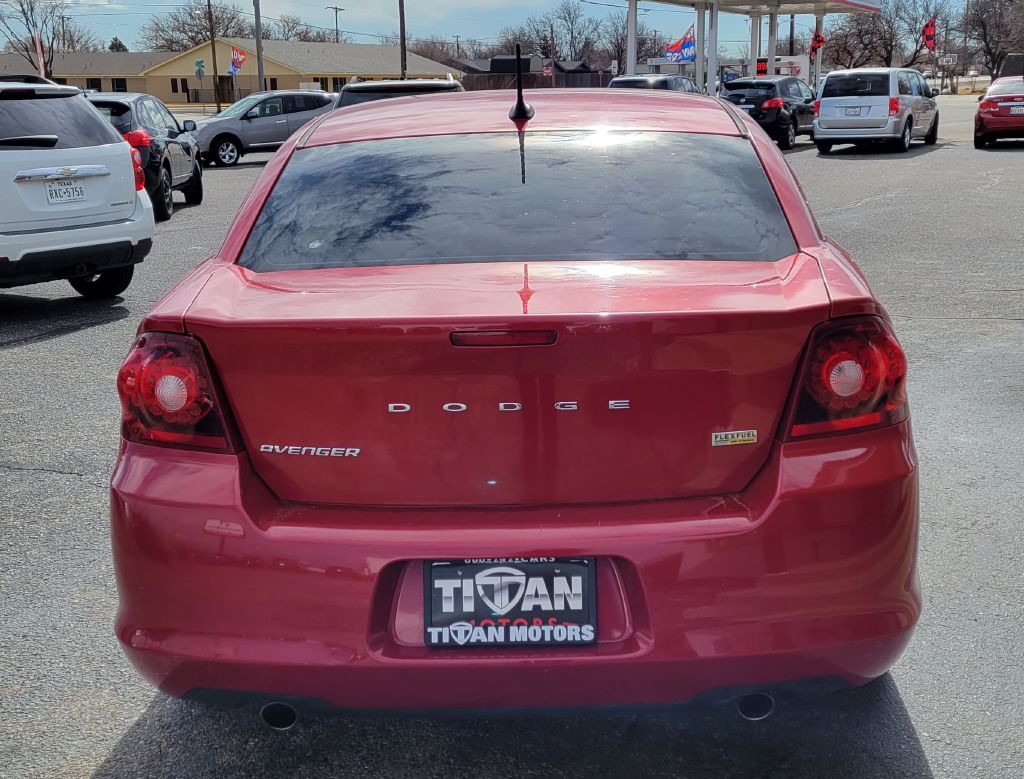 2013 Dodge Avenger Image 9