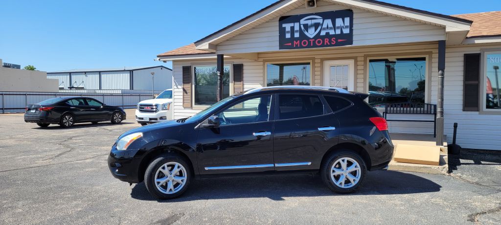 2011 Nissan Rogue Image 2
