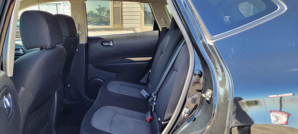 2011 Nissan Rogue Image 8