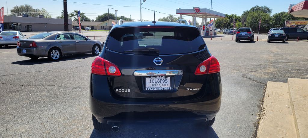 2011 Nissan Rogue Image 9