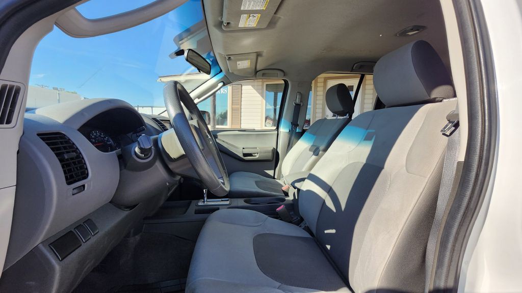 2010 Nissan Xterra Image 3