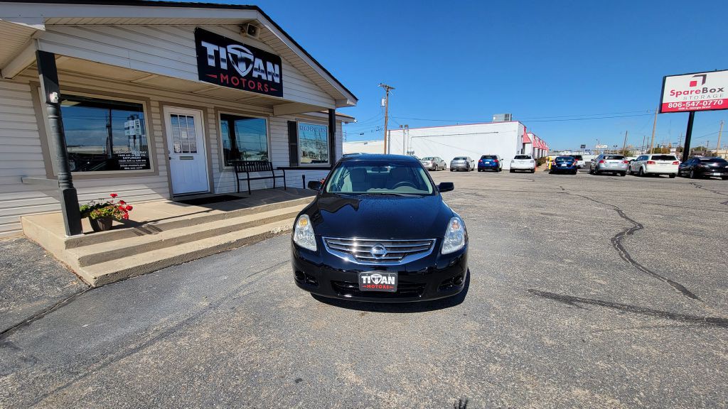 2011 Nissan Altima Image 2