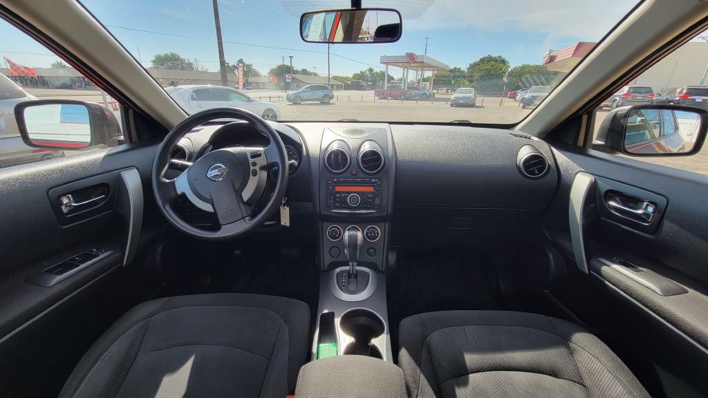 2011 Nissan Rogue Image 9