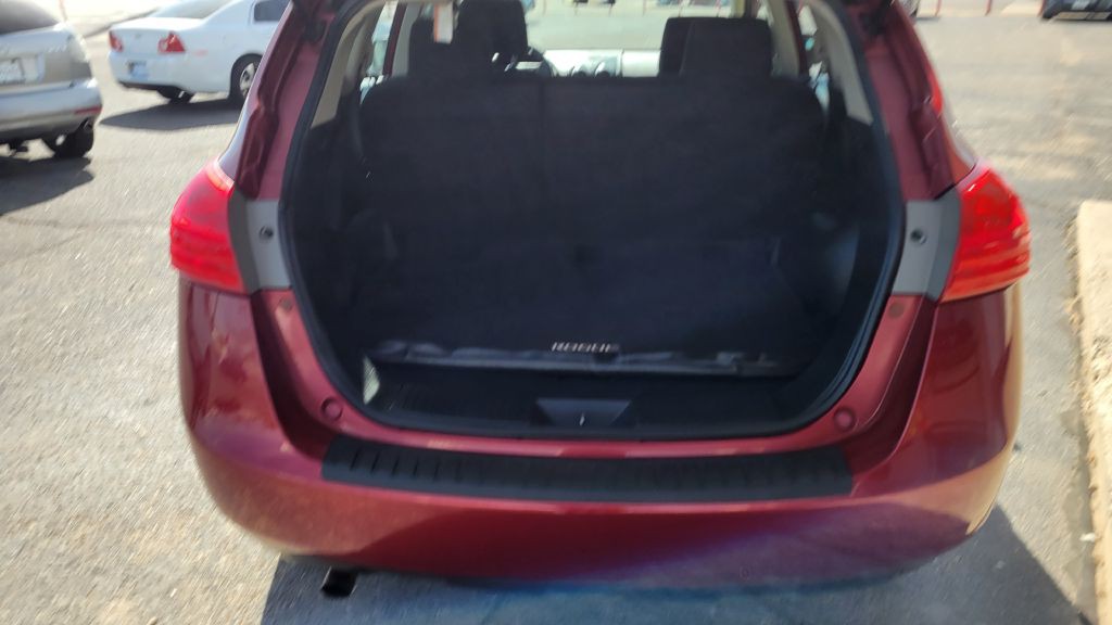 2011 Nissan Rogue Image 10