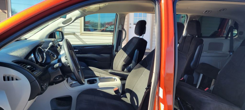 2012 Dodge Grand Caravan Image 4