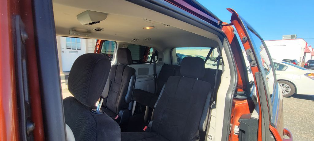 2012 Dodge Grand Caravan Image 9