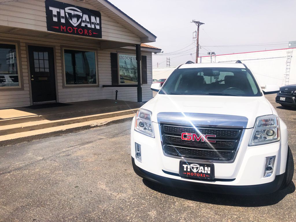 2011 GMC Terrain Image 2