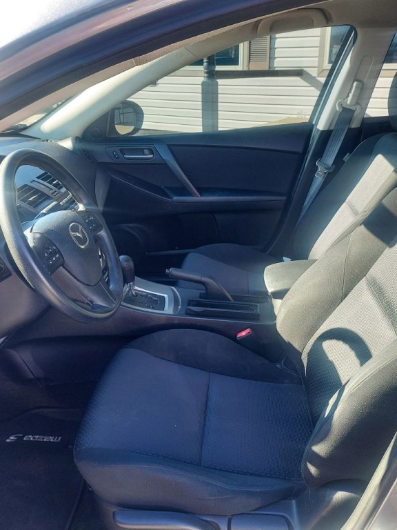 2010 Mazda Mazda3 Image 7