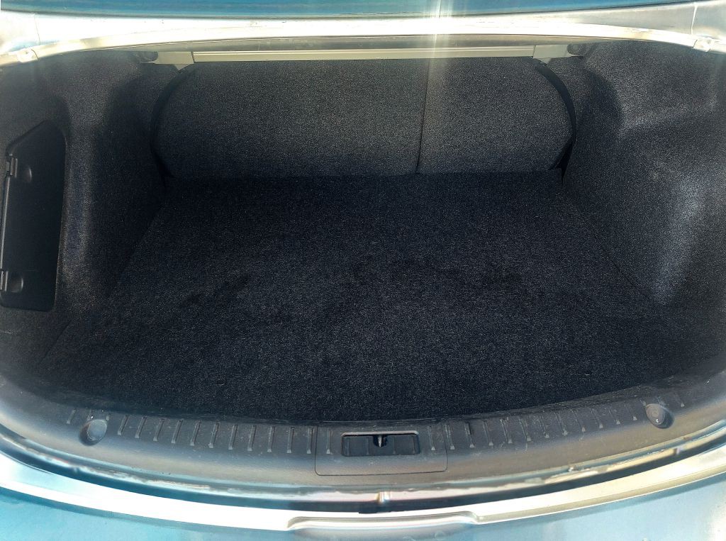 2010 Mazda Mazda3 Image 8