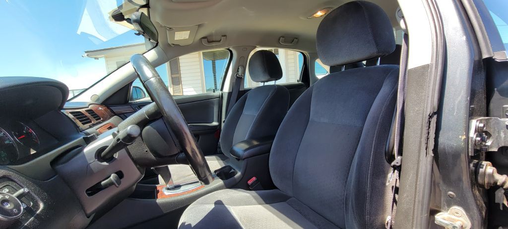 2011 Chevrolet Impala Image 5