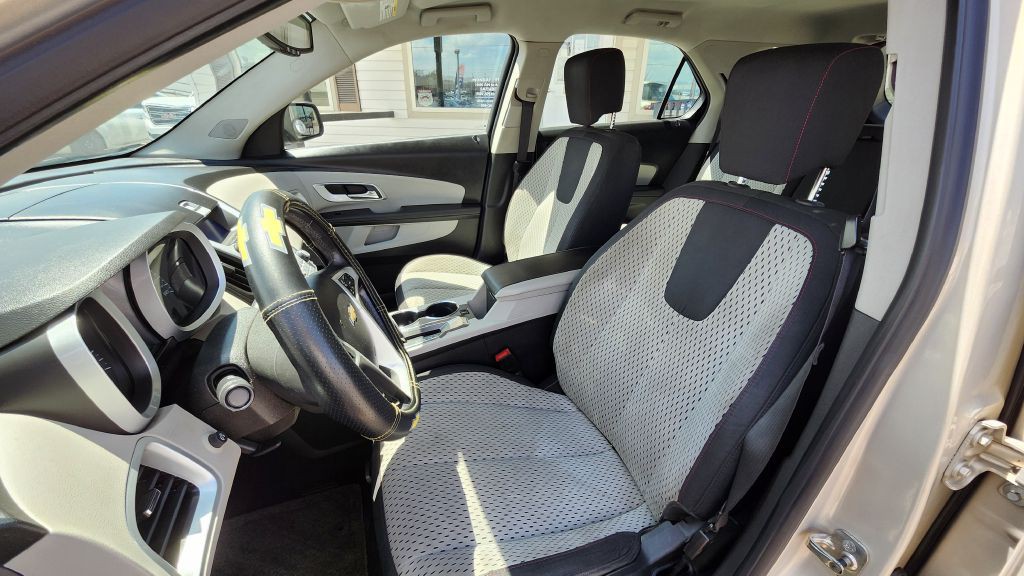 2011 Chevrolet Equinox Image 4