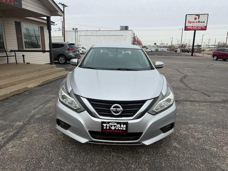 2016 Nissan Altima Image 2