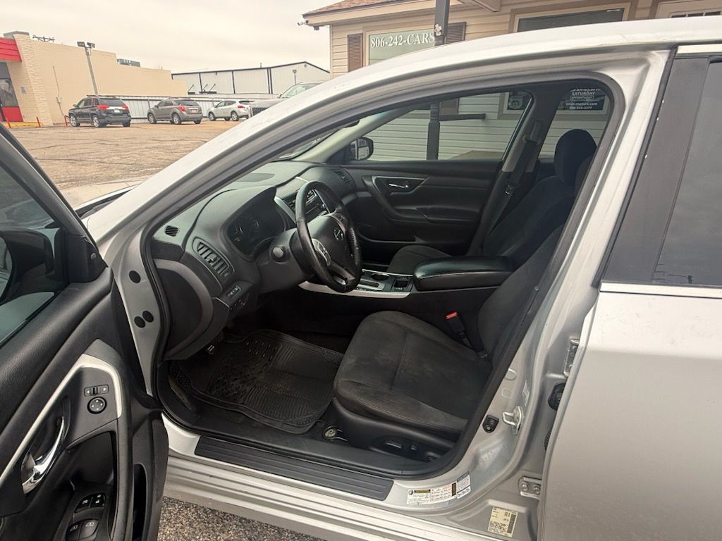 2015 Nissan Altima Image 5