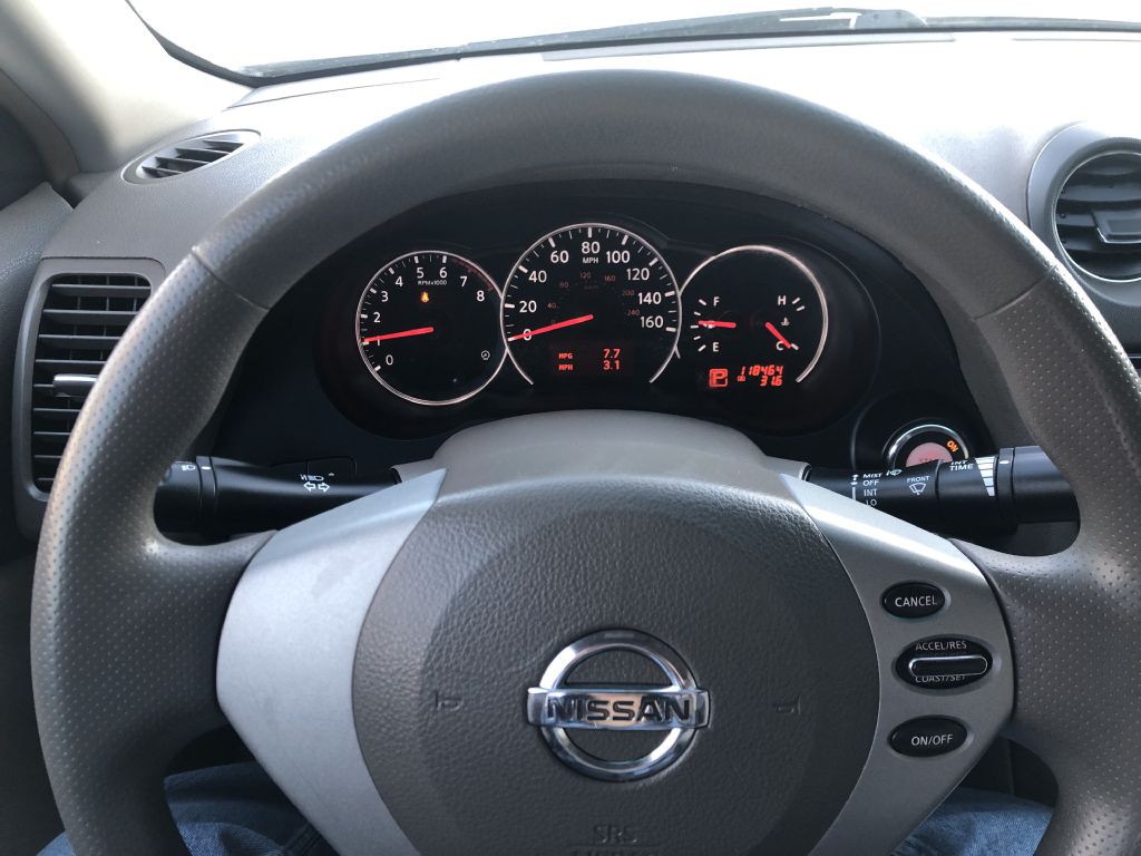 2010 Nissan Altima Image 6