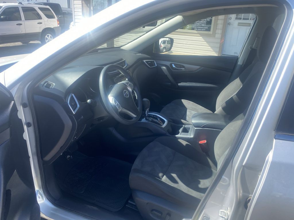 2016 Nissan Rogue Image 4