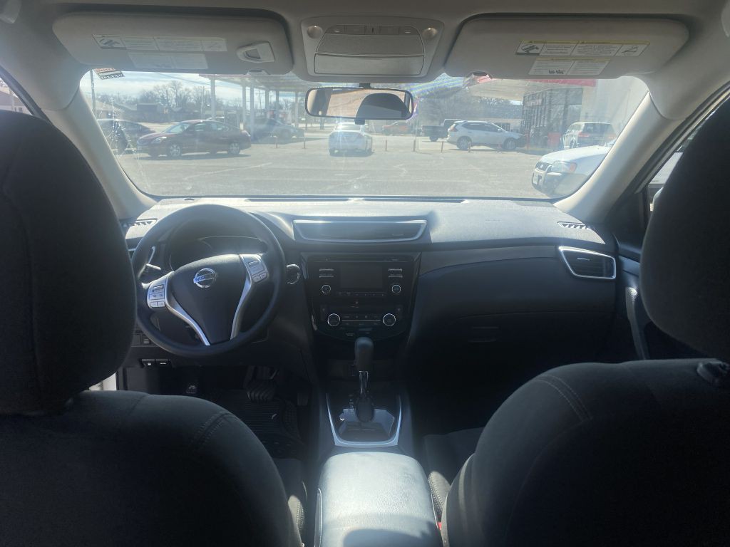 2016 Nissan Rogue Image 5