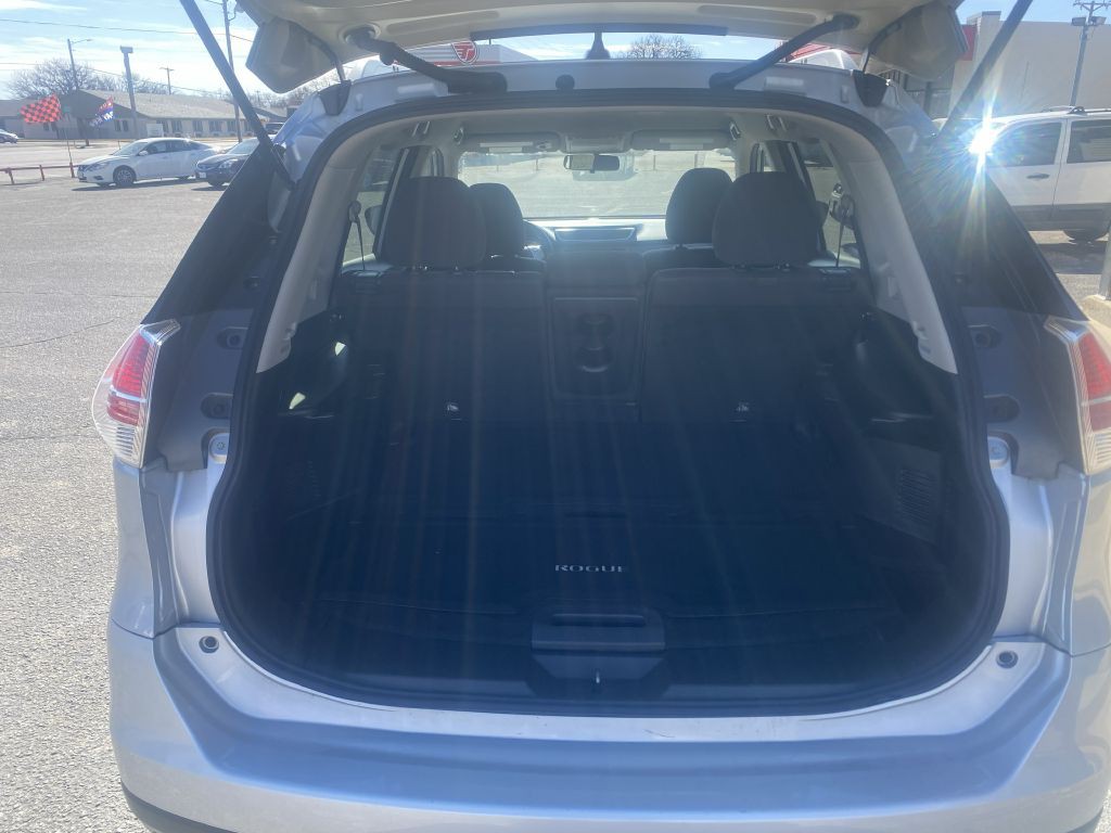 2016 Nissan Rogue Image 8