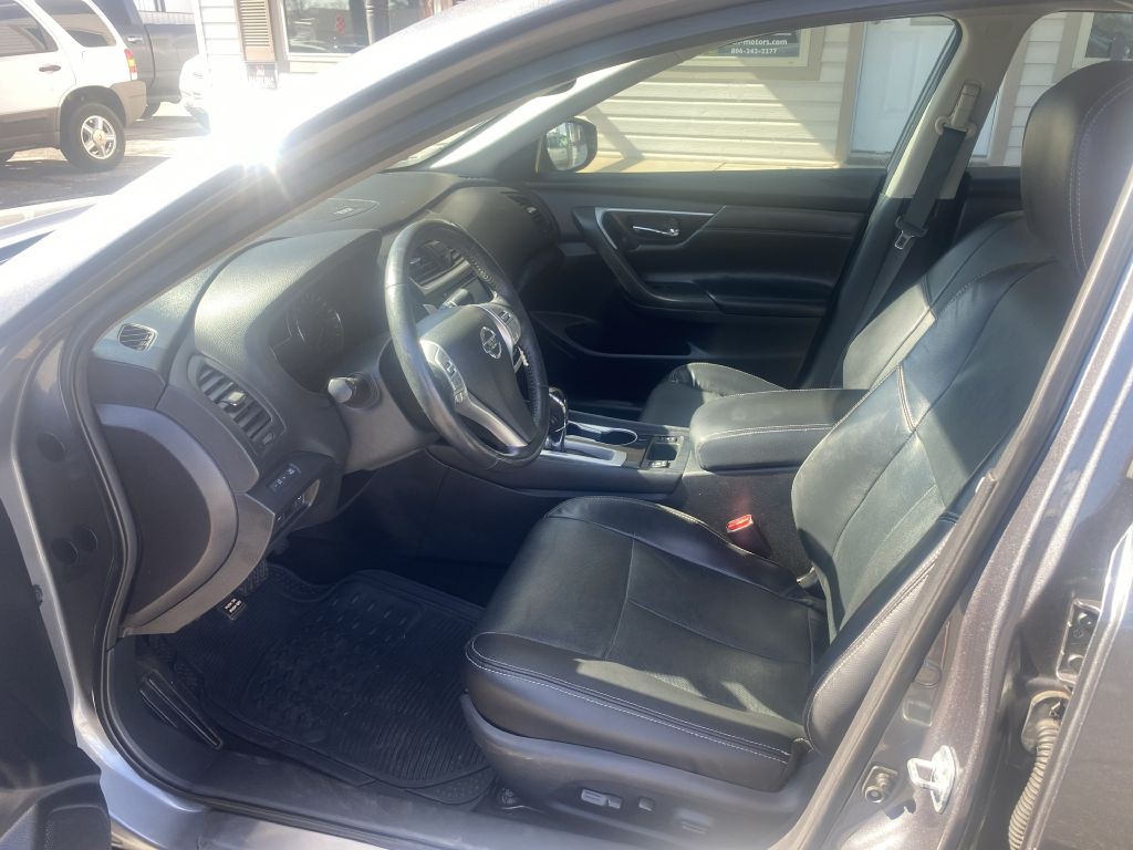 2016 Nissan Altima Image 5