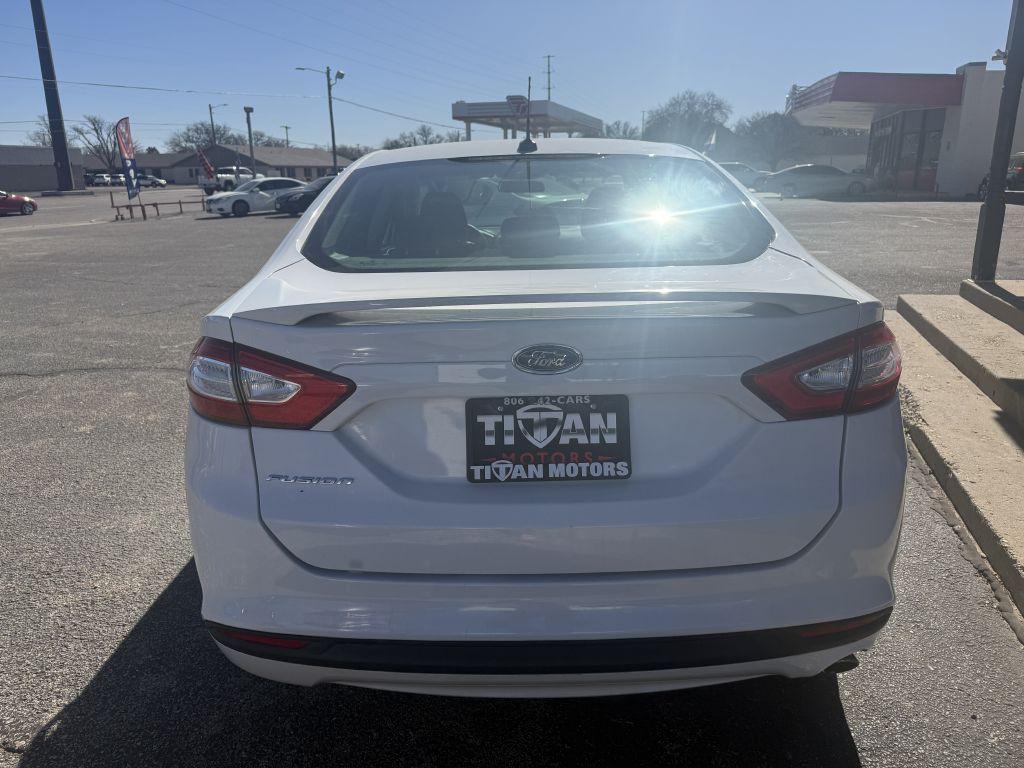 2016 Ford Fusion Image 8