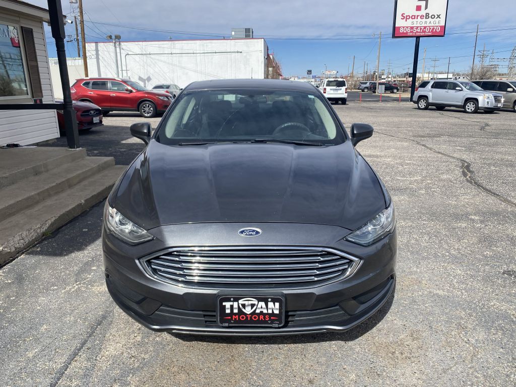 2017 Ford Fusion Image 2