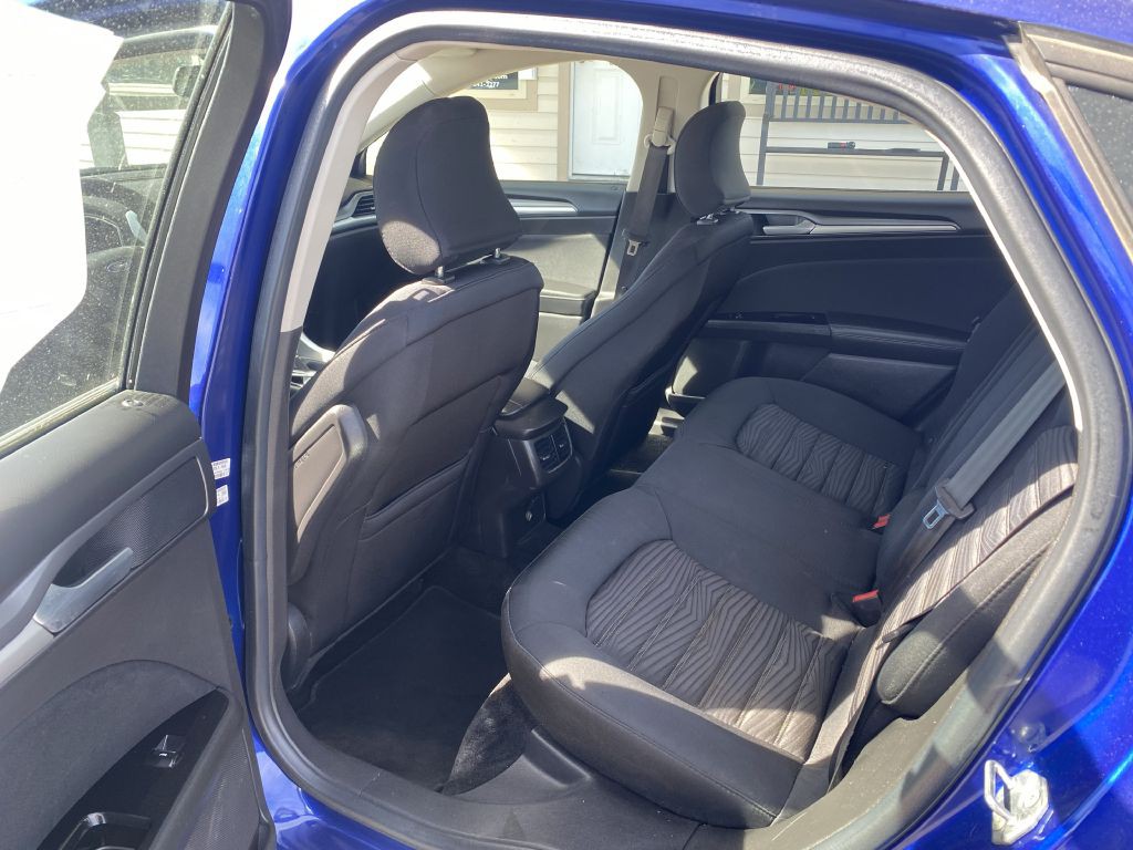 2016 Ford Fusion Image 7