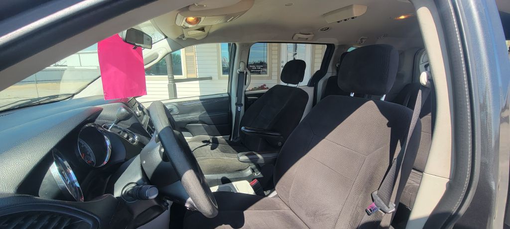 2012 Dodge Grand Caravan Image 4