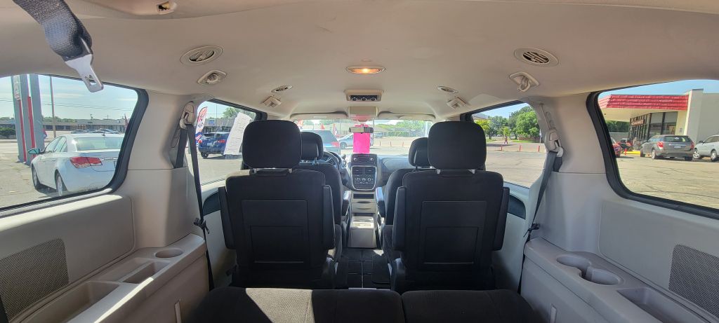 2012 Dodge Grand Caravan Image 9