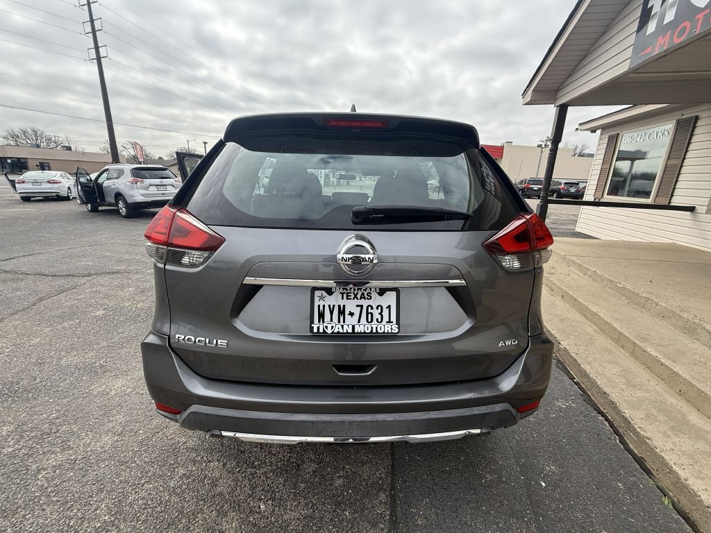 2017 Nissan Rogue Image 6