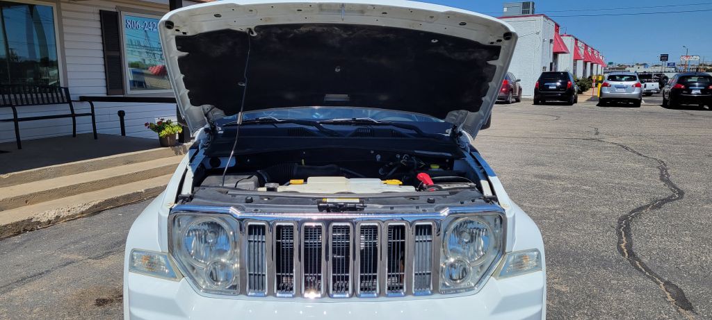 2012 Jeep Liberty Image 4