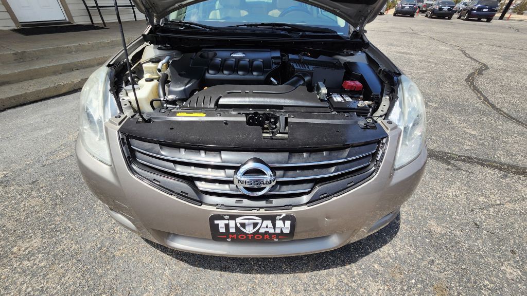 2012 Nissan Altima Image 4