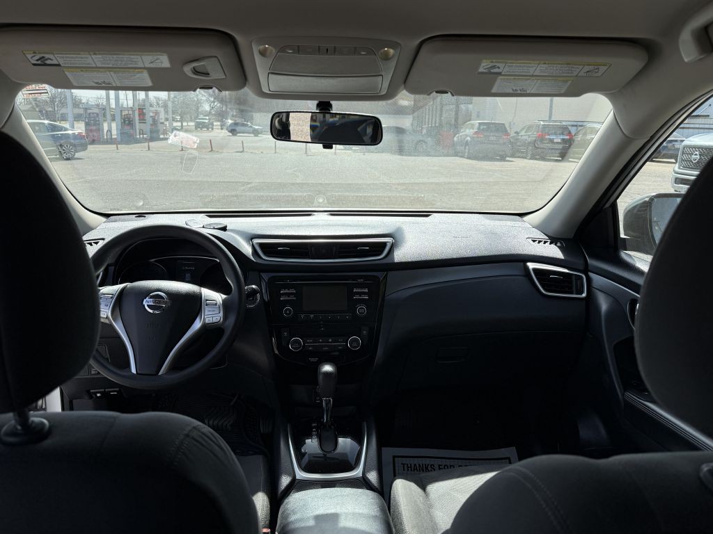 2016 Nissan Rogue Image 5